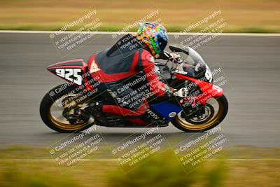 media/Apr-14-2024-Classic Track Day (Sun) [[4353457701]]/Race 8/